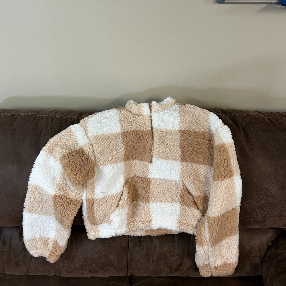 Cream and white checkered fuzzy SHEIN sherpa
